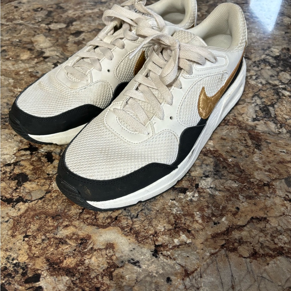 Nike White and Gold Sneakers